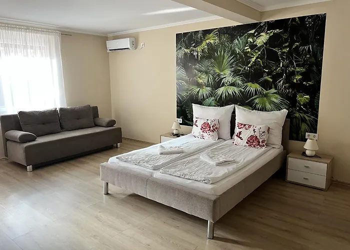 Napfény Apartman *